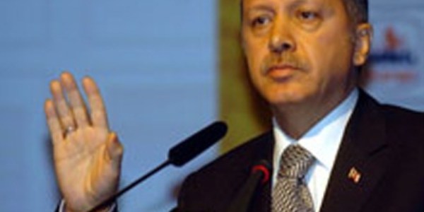 Erdoğan sinirlendi: Sus nankörlük yapma!/Video