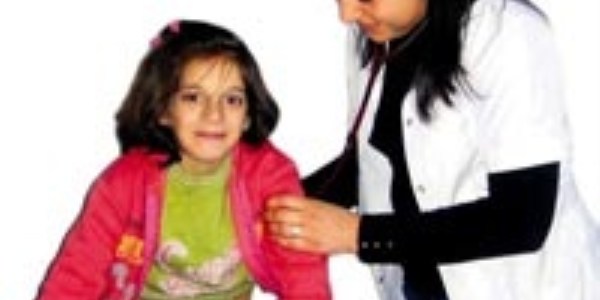Ağlayarak gelen doktor, gönüllü olarak kaldı