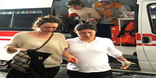 Öğrenci servisi devrildi: 19 yaralı