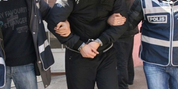 Adana'da ubat aynda 4 bin 930 kii yakaland