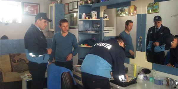 Zab�ta ekipleri denetimlerine devam ediyor