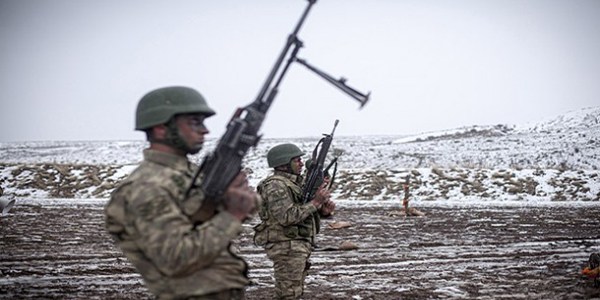 TSK'nın gözbebeği komandolar