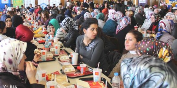 Ninova Park'ta sinema g�nleri etkinli�i ba�lad�