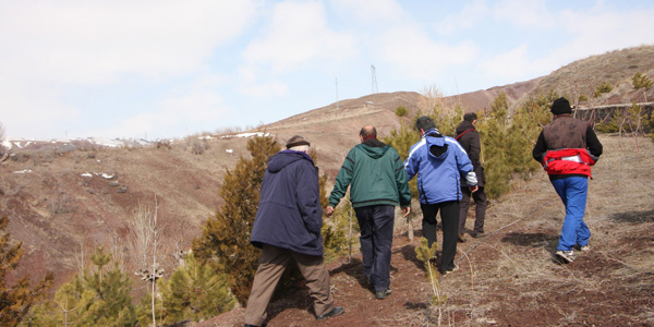 Ahlat gezi ekibi bahar y�r�y���ne ba�lad�