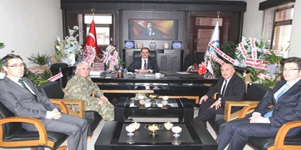 Vali İpek'ten Rektör Coşkun'a ziyaret
