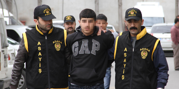 3 saniyede çaldılar, 10 dakikada yakalandılar
