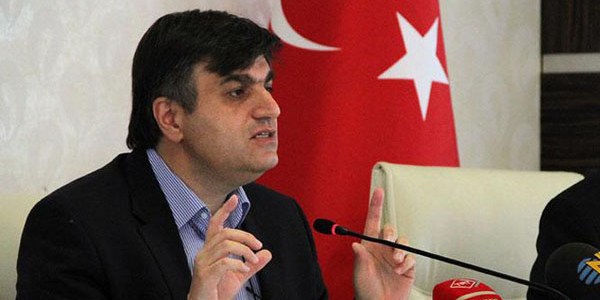 Teknik Eğitim Fakültesi mezunları ile görüştü