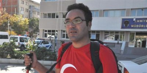 Çanakkale Şehitleri anısına 15 yıldır yürüyor