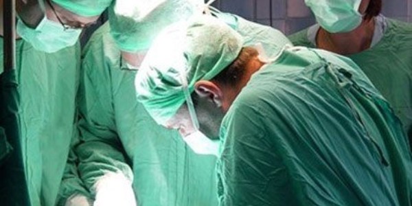 Dünyada kadavradan ilk rahim nakli