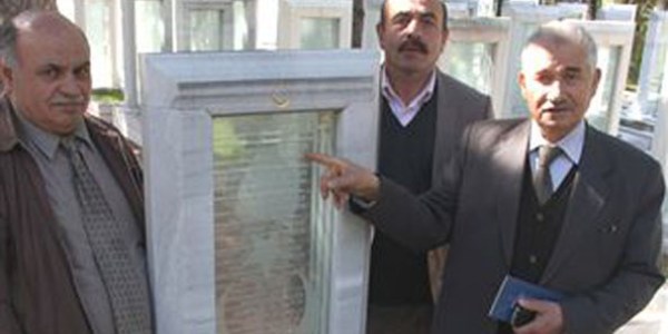 Balkan şehidi zannettiği dedesini Çanakkale'de buldu
