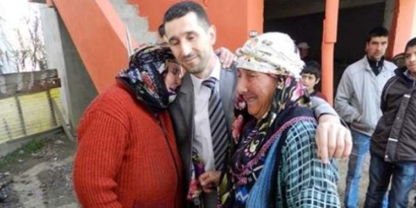 Tayini çıkan imam ağlattı