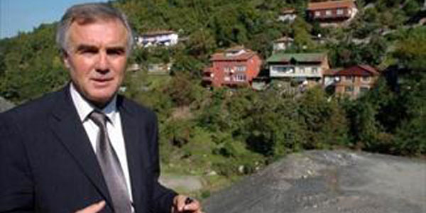 Madenciydi, önce doktor sonra belediye başkanı oldu