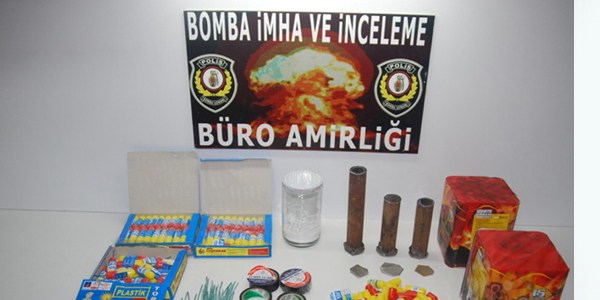 Bomba yaparken suçüstü yakalandı