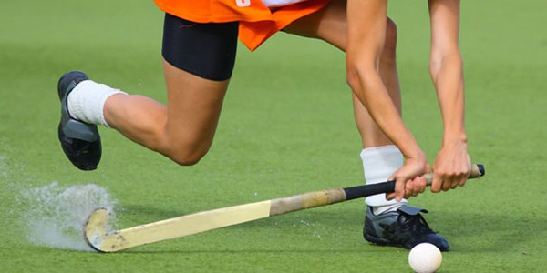 Okul sporlarına hokey branşı eklendi