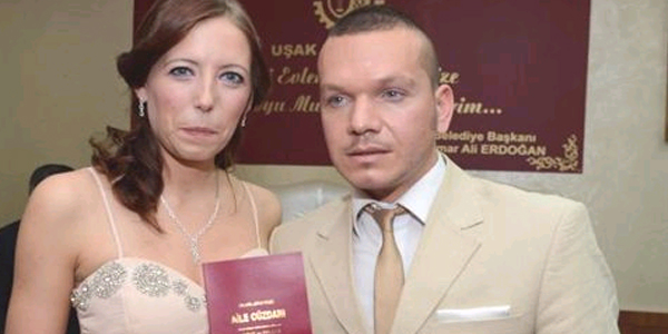 Alman Chrıstına, Müslüman oldu