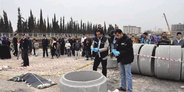 Oyun Oynadığı Beton Borunun Altında Can Verdi
