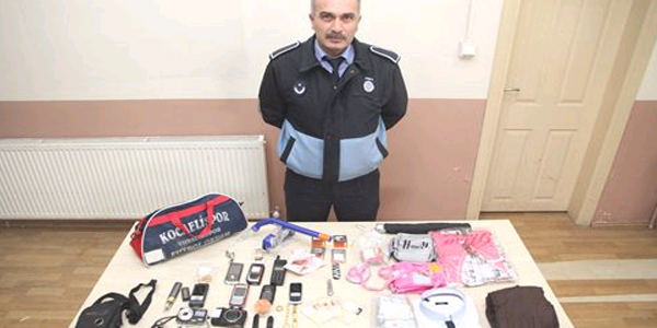 Kayıp eşyalar sahiplerini bekliyor