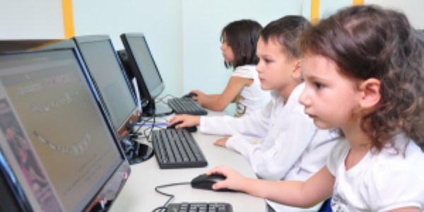 Bilişim Teknolojileri dersinde sınıflar gruplara ayrılmalıdır