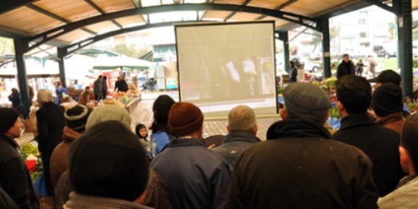 Pazara çıkan vatandaş hırsız filmi izledi