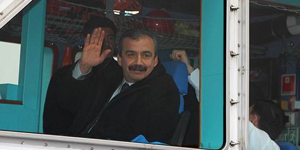 Üçüncü heyet İmralı'ya gitti
