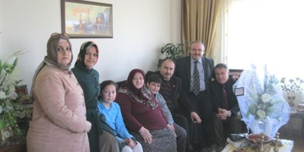 Okullarına ismini veren şehitlerini unutmadılar
