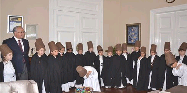 Minik semazenlerden Vali Daşöz'e ziyaret
