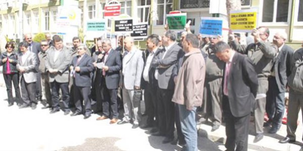 Orman muhafaza memurlar�ndan protesto eylemi