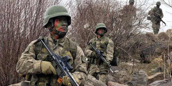 Mehmet�ik kap�lar�n� ��rencilere a�t�