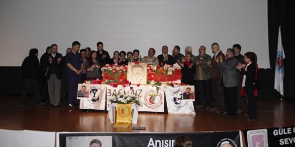 DE� T�p Fak�ltesi'nde iki ac� kay�p