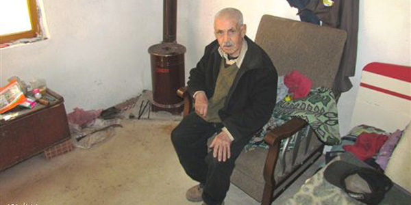 Yalnız yaşayan yaşlı adam ilgi ve destek bekliyor