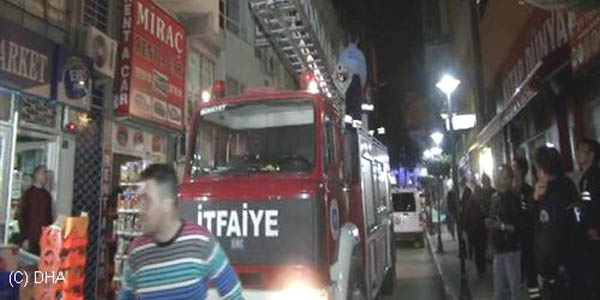 Sevgilisinden ayrılan genç kız bıçakla intihara kalkıştı