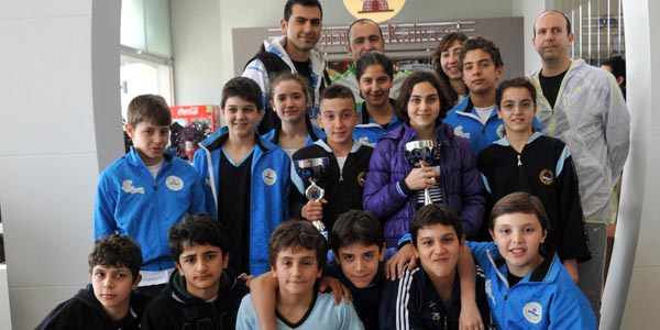 Antalya'da okullararası yüzme şampiyonası