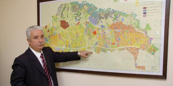 Bilirkişi 'zarar yok' dedi, belediye başkanları beraat etti