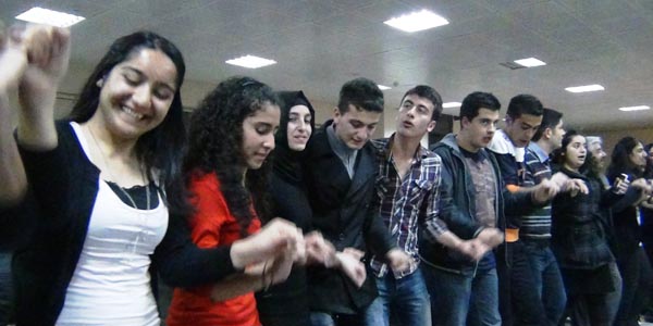 Erciş'te öğrenciler YGS öncesi stres attı