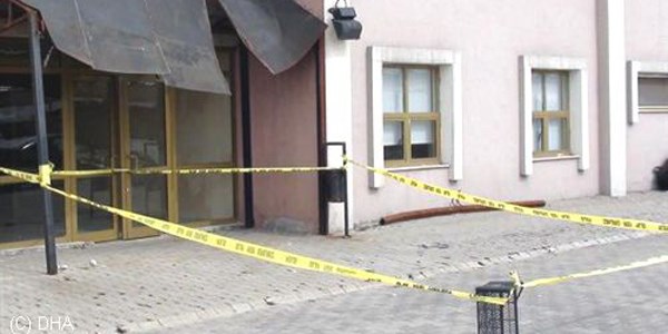 7 ya��ndaki �ocuk hastanenin �at�s�ndan atlayarak intihar etti