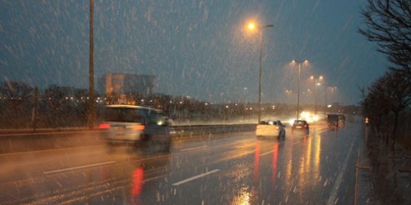 Ankara'da kar yağışı