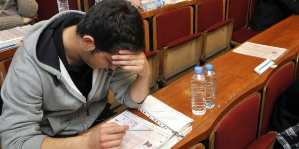 YGS'de karekod uygulamas�na dikkat!