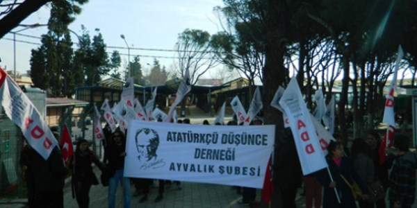 Ayvalık ADD Çanakkale'de