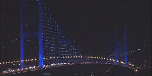 İstanbul bir saat karardı