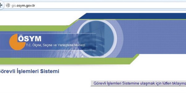 Okula gittiğinde sınav görevi olmadığını gördü