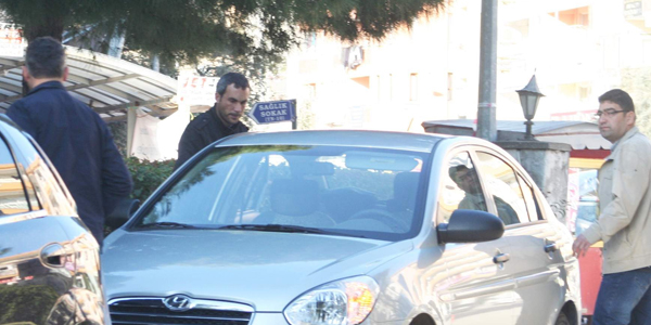 Eşini baçakla ağır yaralayan koca tutuklandı