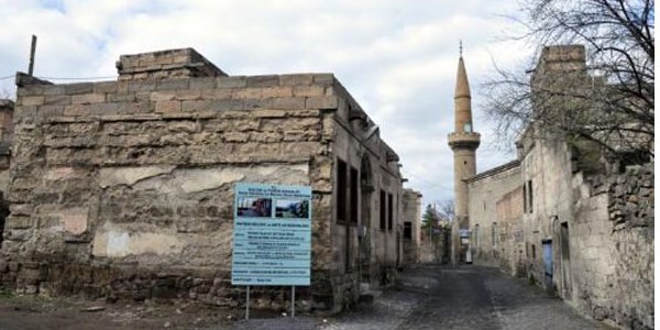 Soka��n alt�ndan yer alt� �ehri ��kt�