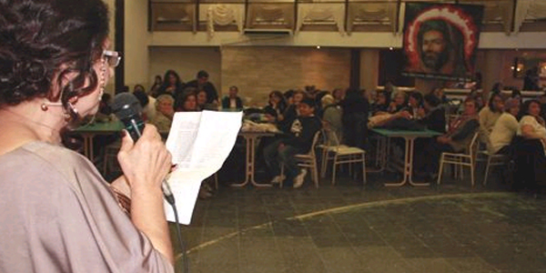 Sel�uk'taki Aleviler, halay �ekip e�lendi