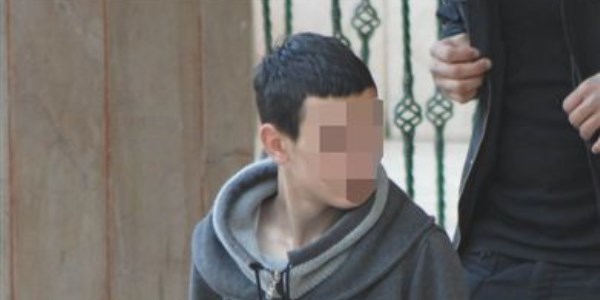 Cep telefonu gaspı iddiasına 2 gözaltı