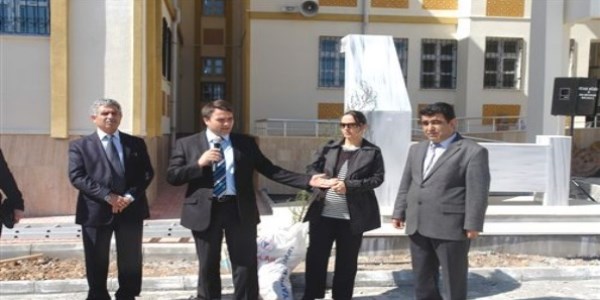 Teslimi geciken lise binasında inceleme
