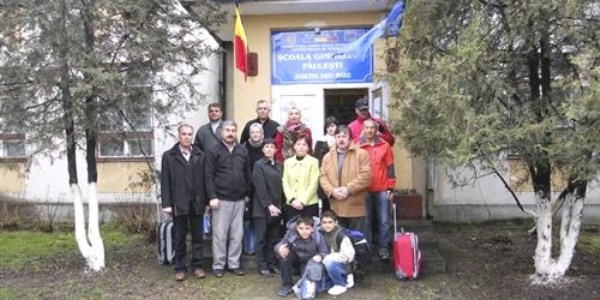 Besni Dumlupınar İlkokulu Romanya'dan döndü