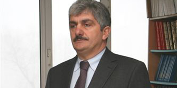 Belediyesi kapanacak olan başkan dert yandı