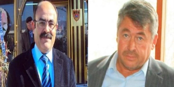 Ak Partililer cenaze yolunda kaza yaptı : 2 yaralı