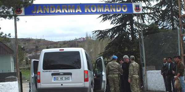 Jandarma Komando Birliği Koyulhisar'da coşkuyla karşılandı