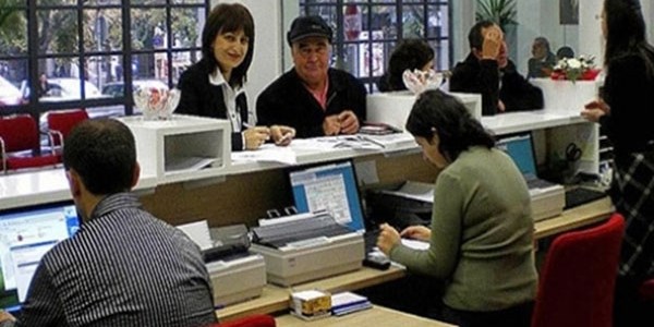 G�ndem olu�turmak i�in memurlar� tedirgin etmeye gerek var m�?